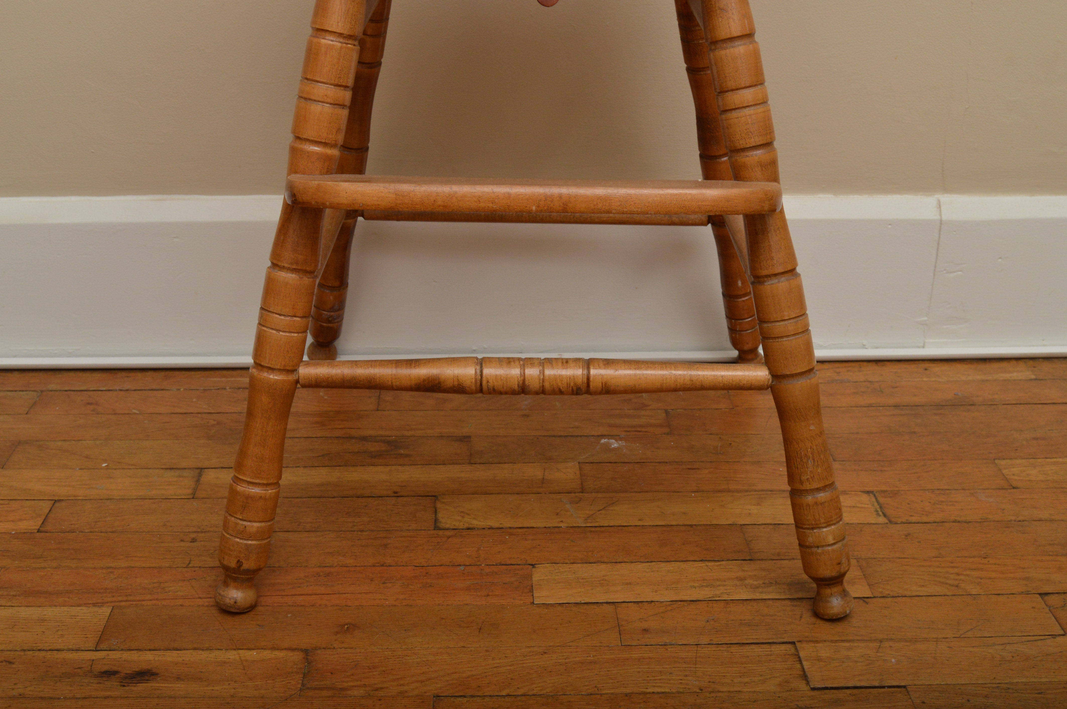 Vintage Hedstrom Oak High Chair EBTH