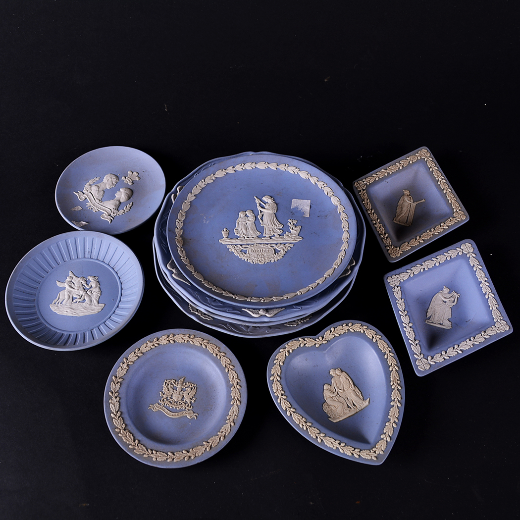 Assortment of Wedgwood Jasperware Plates EBTH
