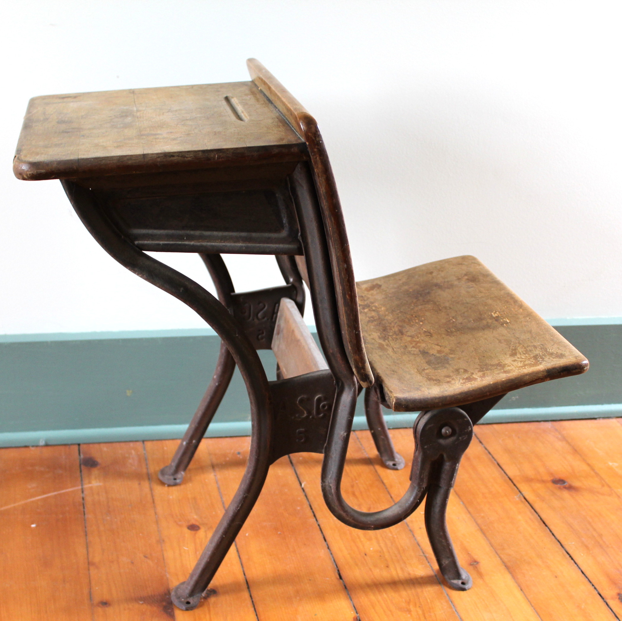 Antique Student's Desk by American Seating Company EBTH
