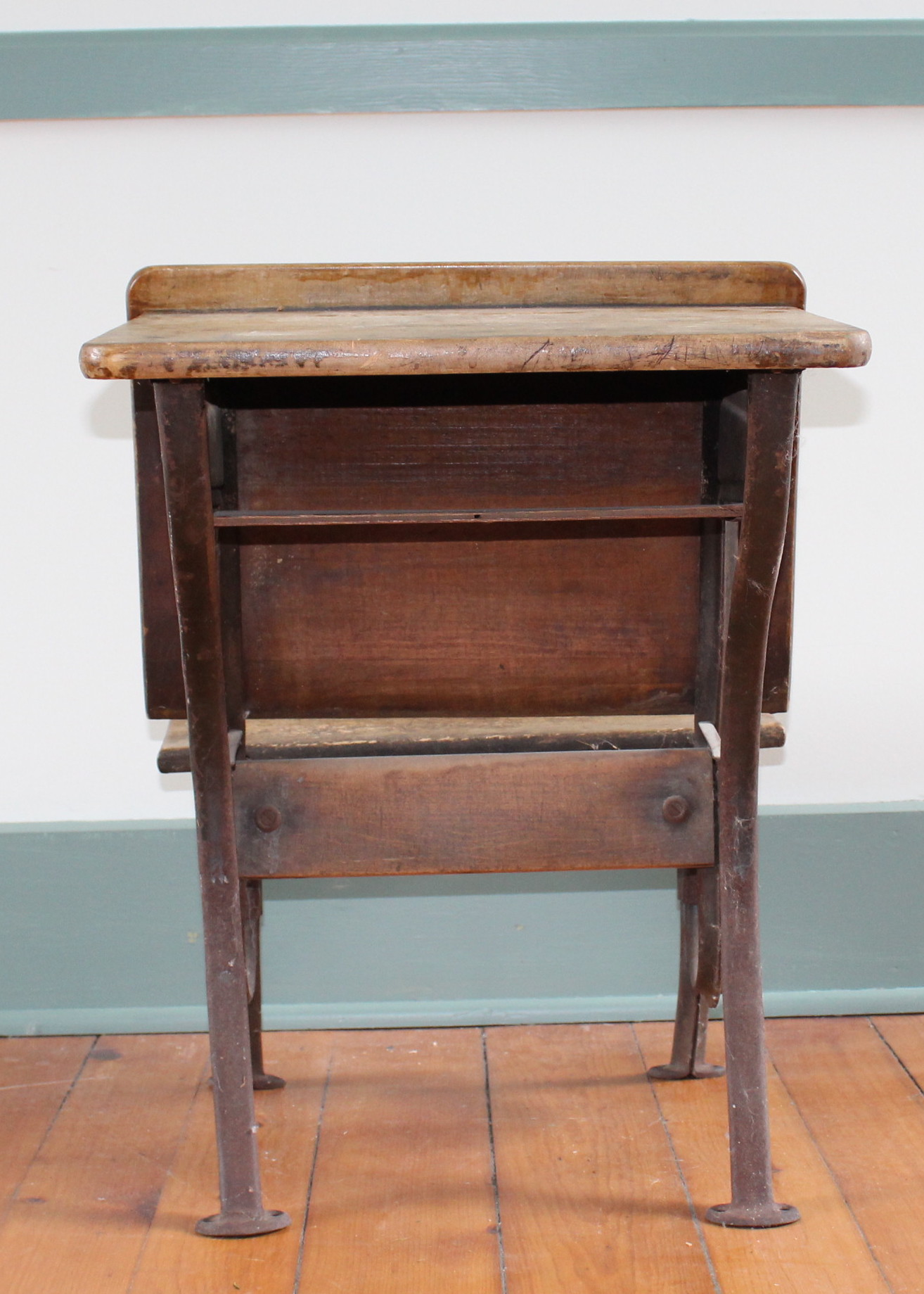 Antique Student's Desk by American Seating Company EBTH