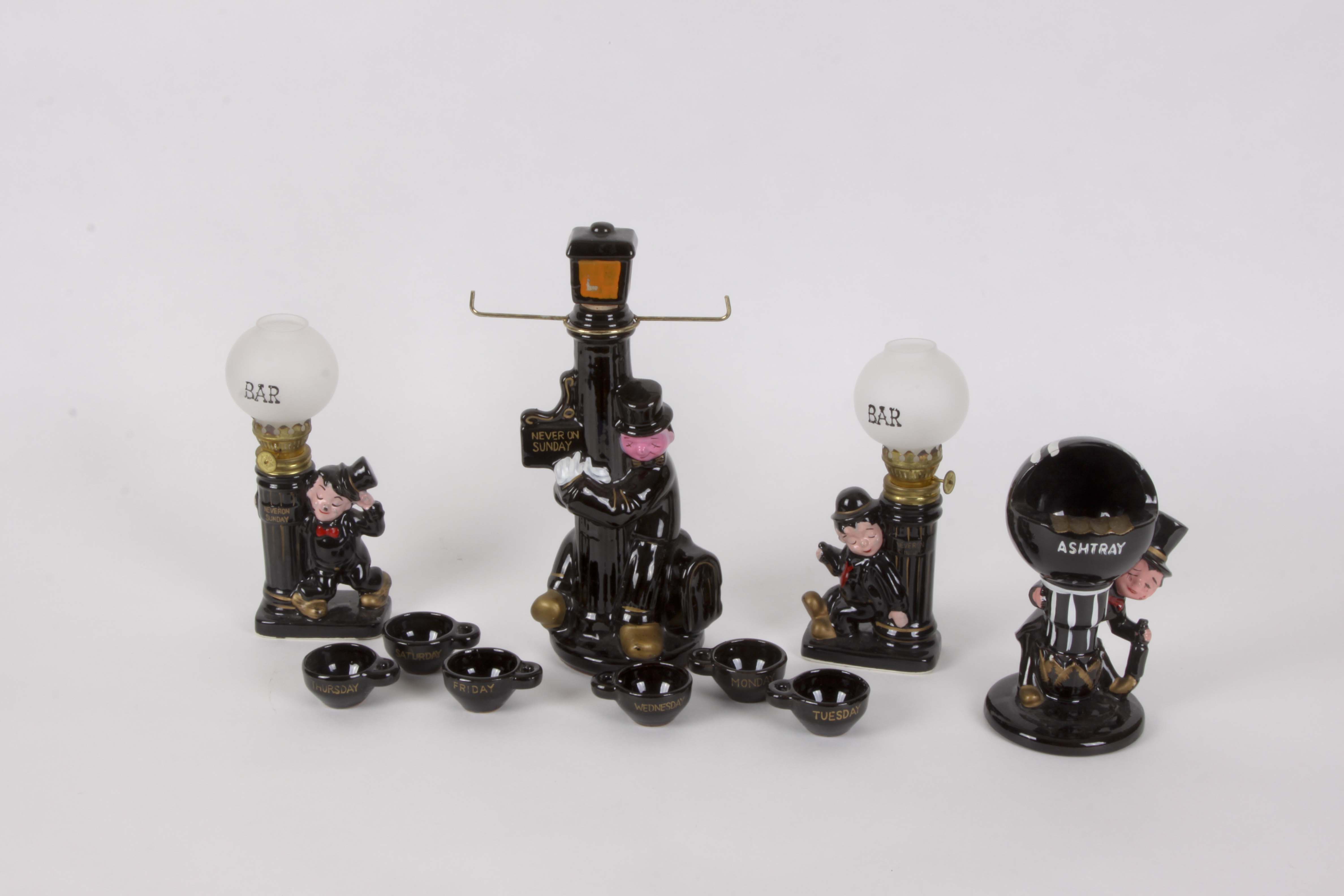 Four Vintage "Drunk Hobo" Ceramic Bar Decor | EBTH