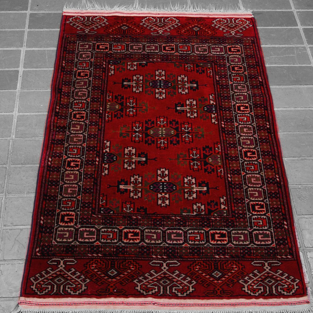 Handwoven Soviet-Era Turkmen Yomut Area Rug | EBTH