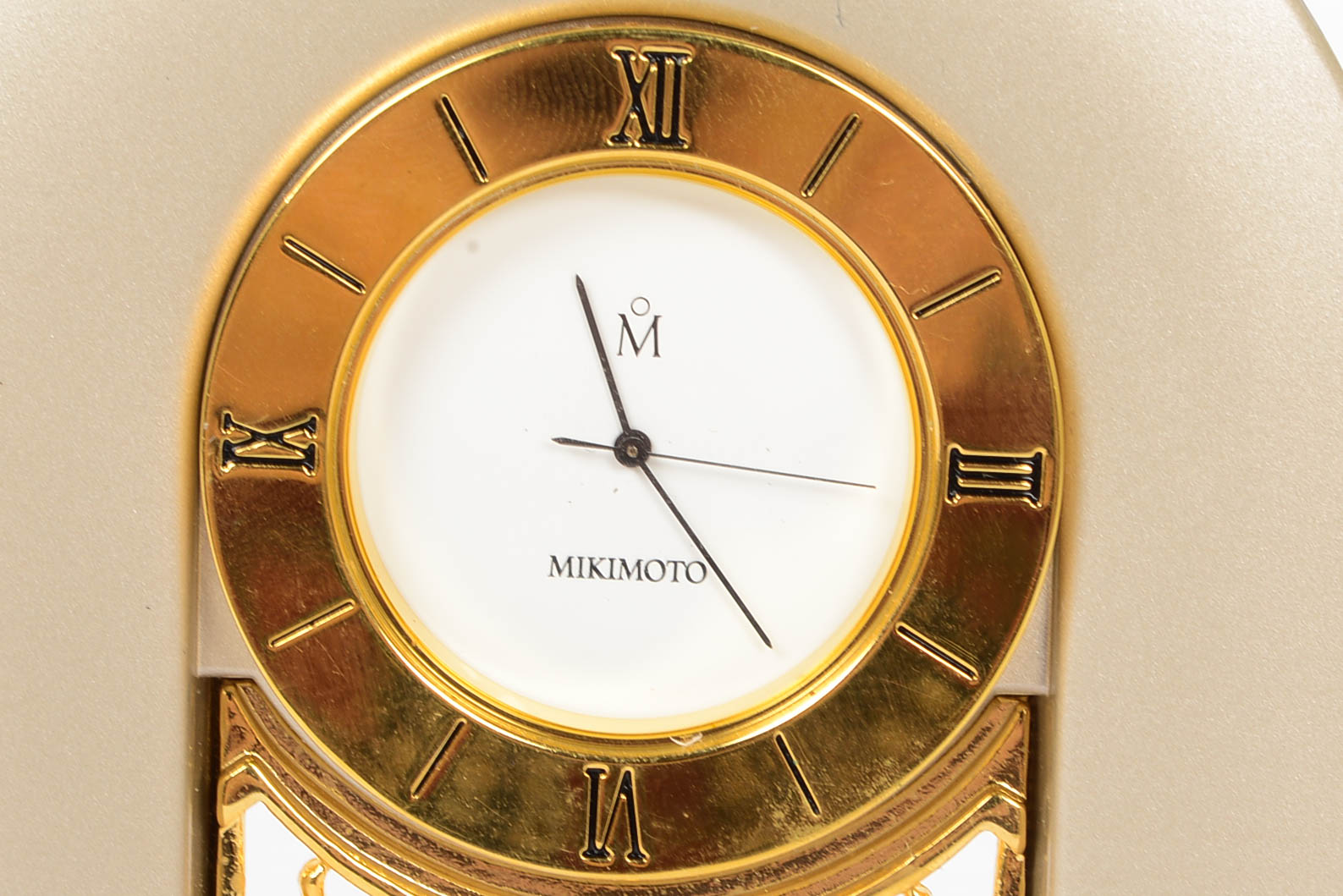Mikimoto Desktop Clock EBTH
