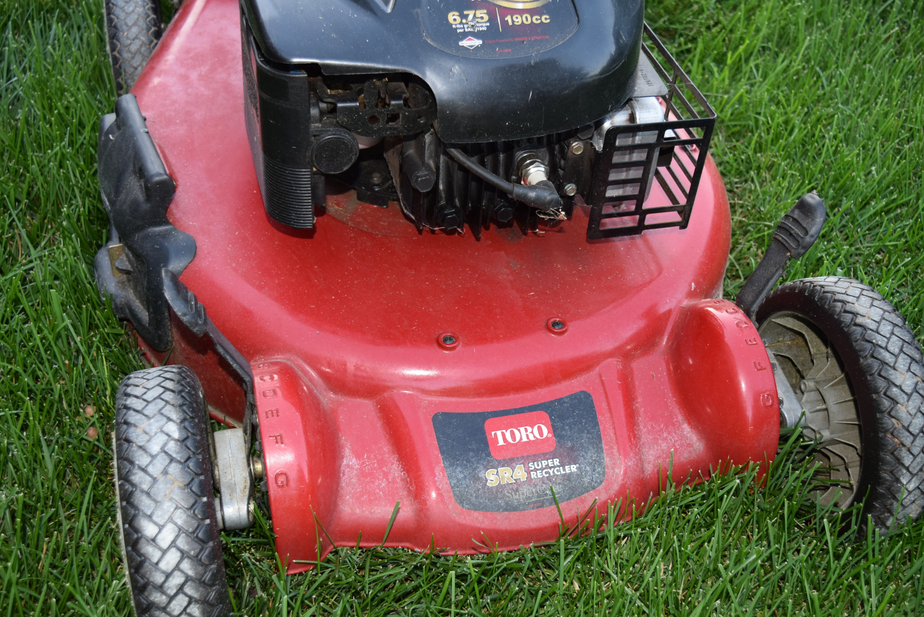 Toro SR4 Super Recycler SelfPropelled Lawn Mower with Bag EBTH