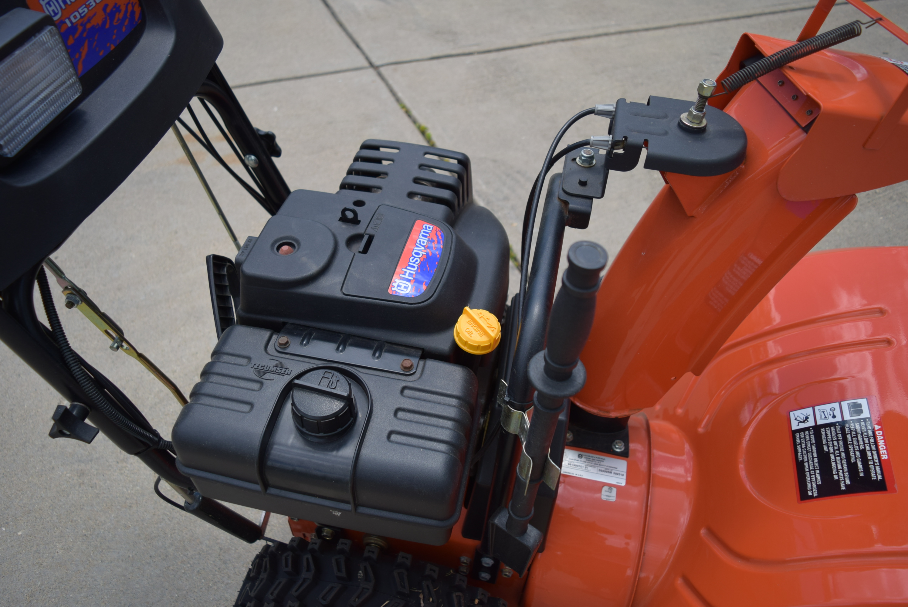 Husqvarna 10530SBE WalkBehind Snow Thrower EBTH