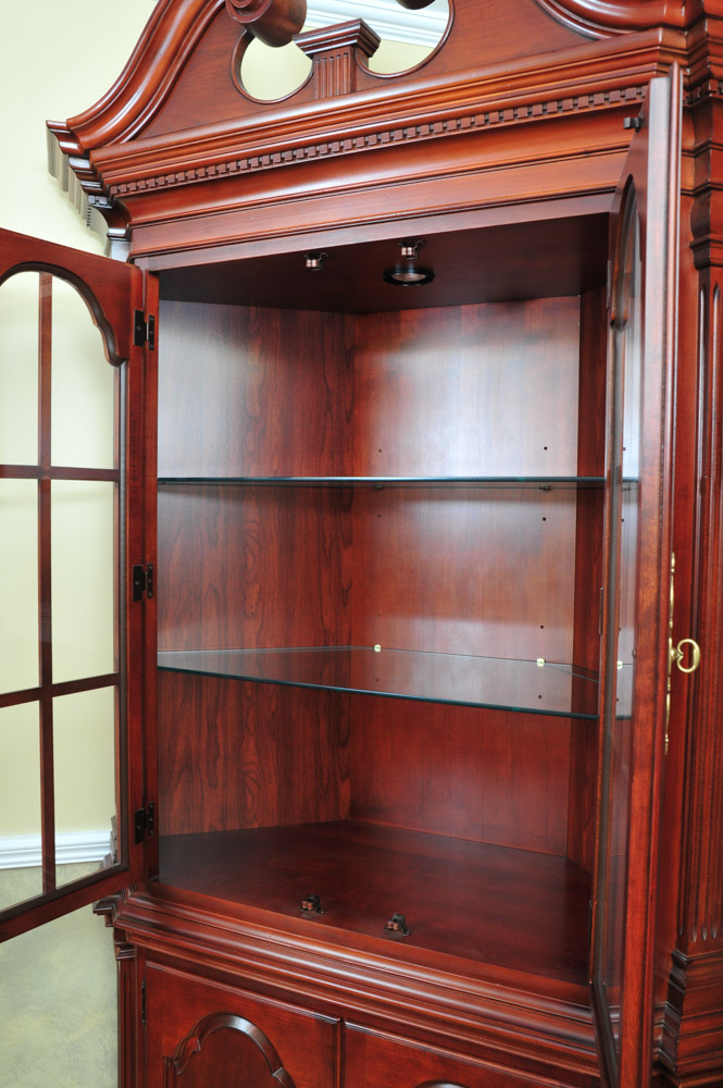 Thomasville Cherry Veneer Corner EBTH