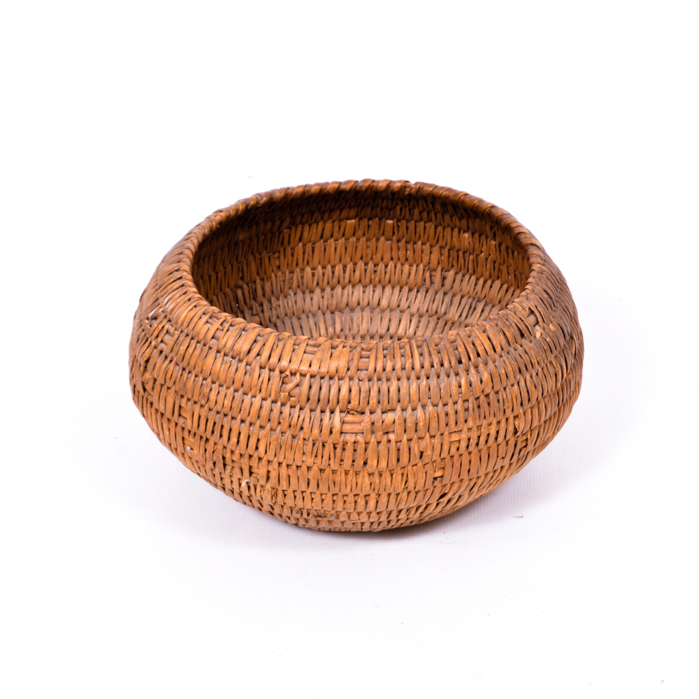 Small 19th C. Handmade Native American Woven Basket EBTH