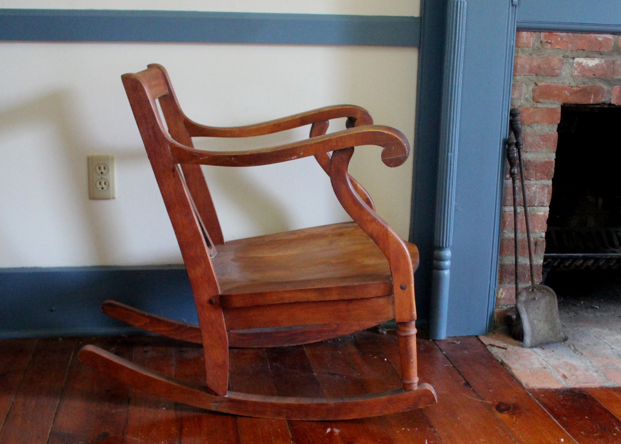 Antique Sewing Rocker EBTH