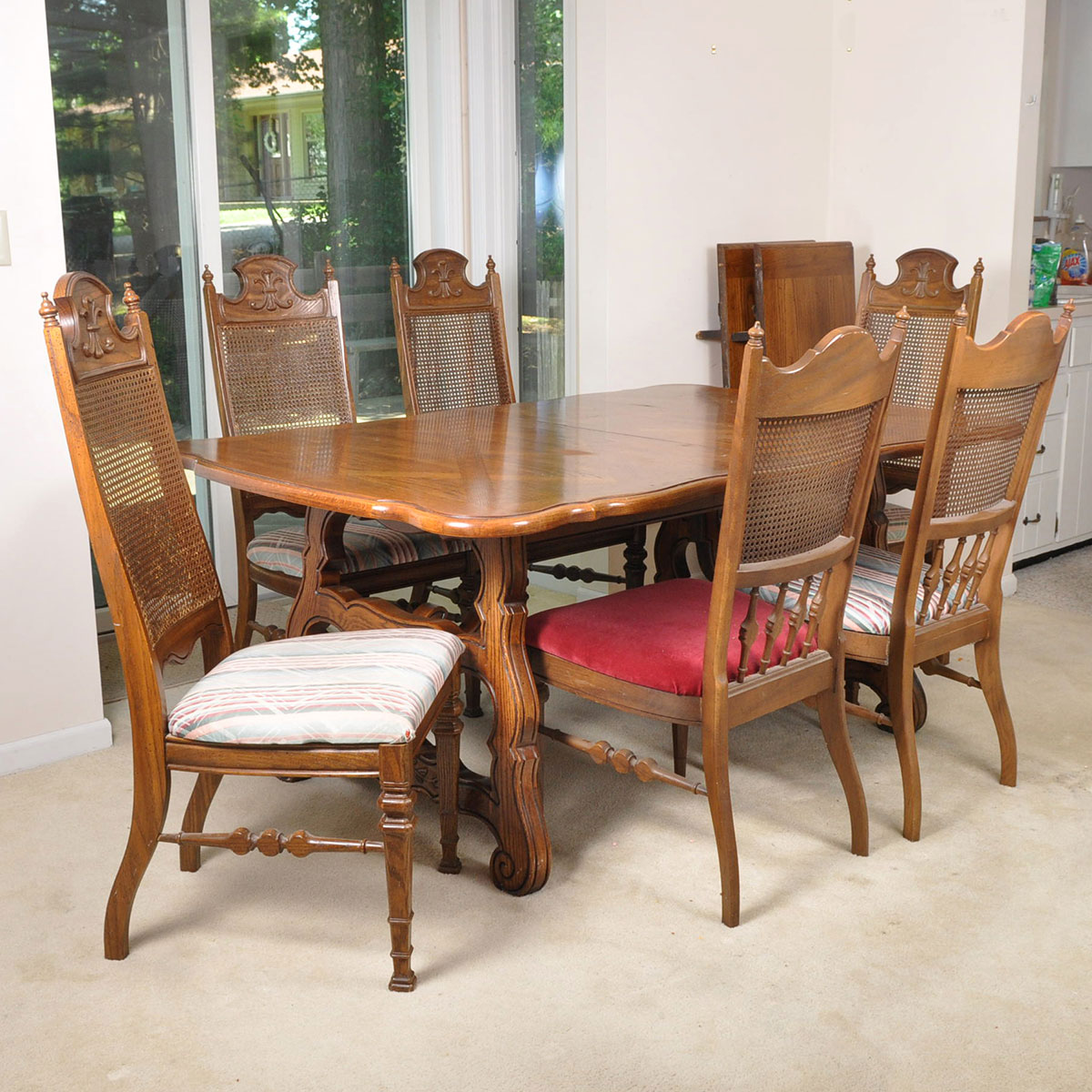 thomasville oak dining table