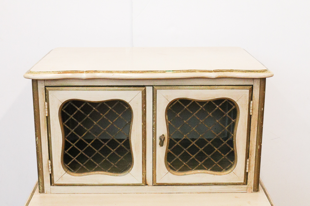 White Furniture Company French Provincial Style Nightstand EBTH