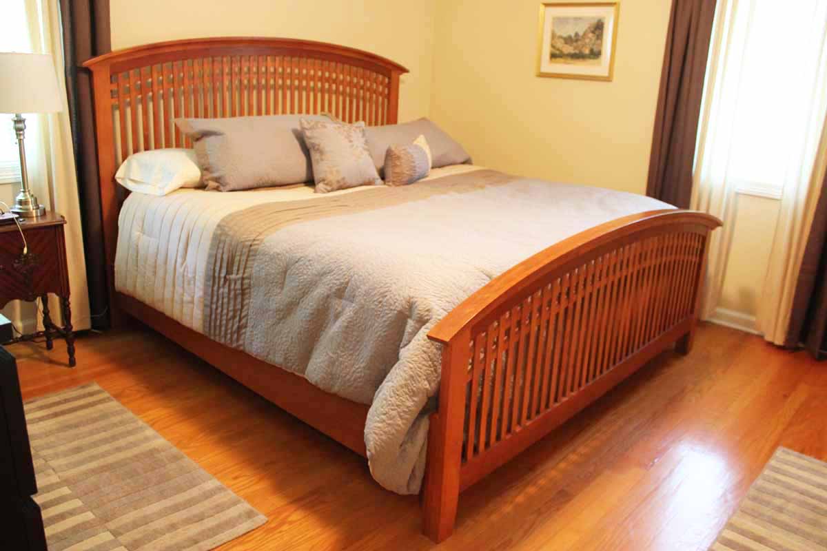 Mission Style King-Size Bed Frame | EBTH