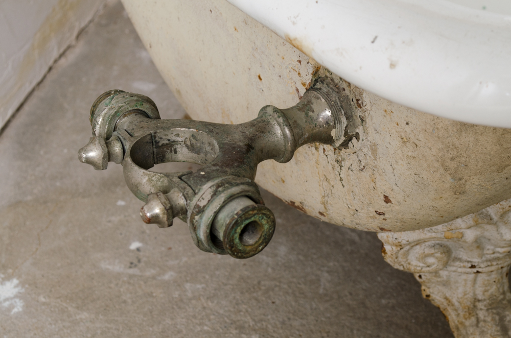 Vintage Foot Bath EBTH