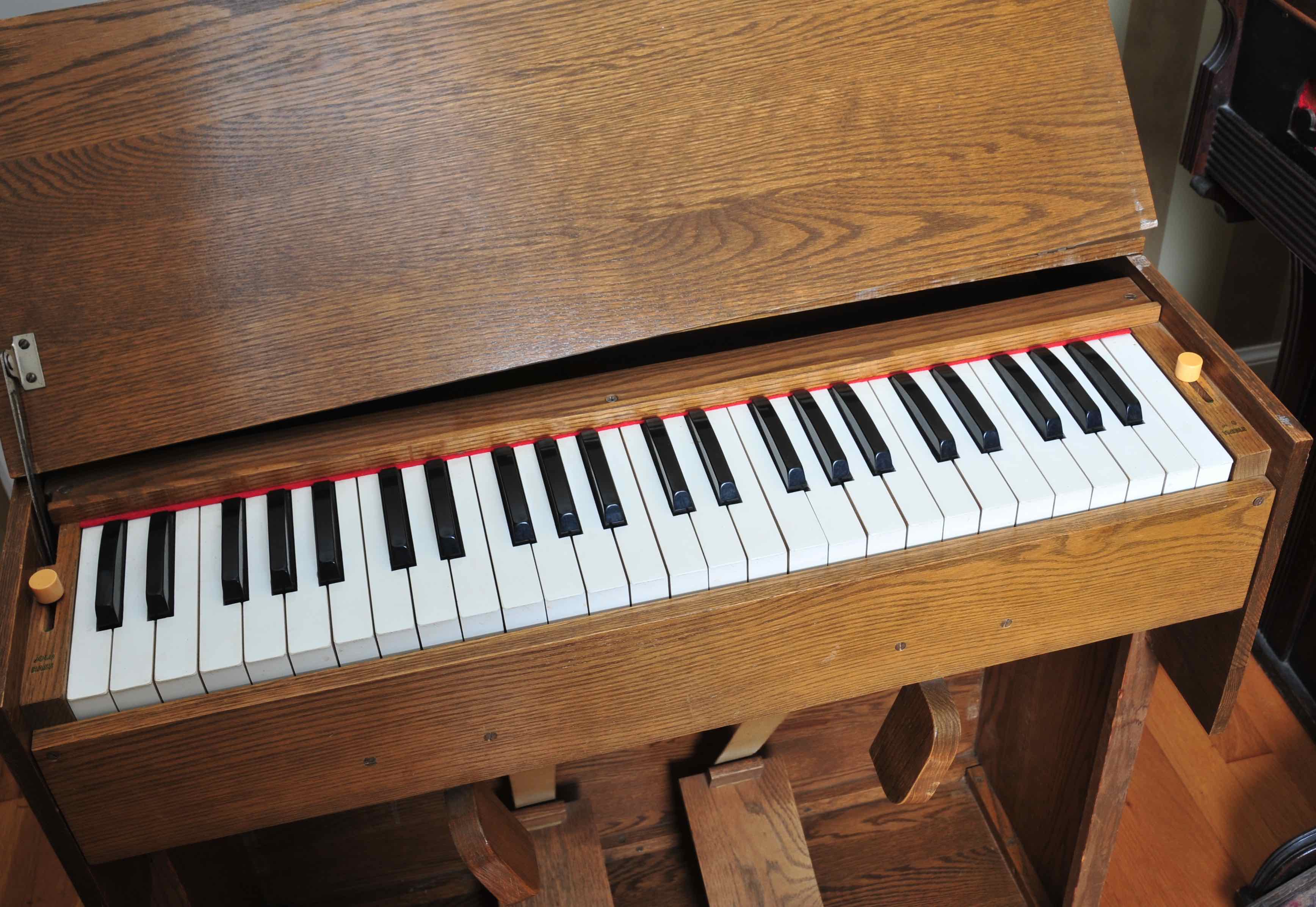 Antique Estey Portable Organ EBTH