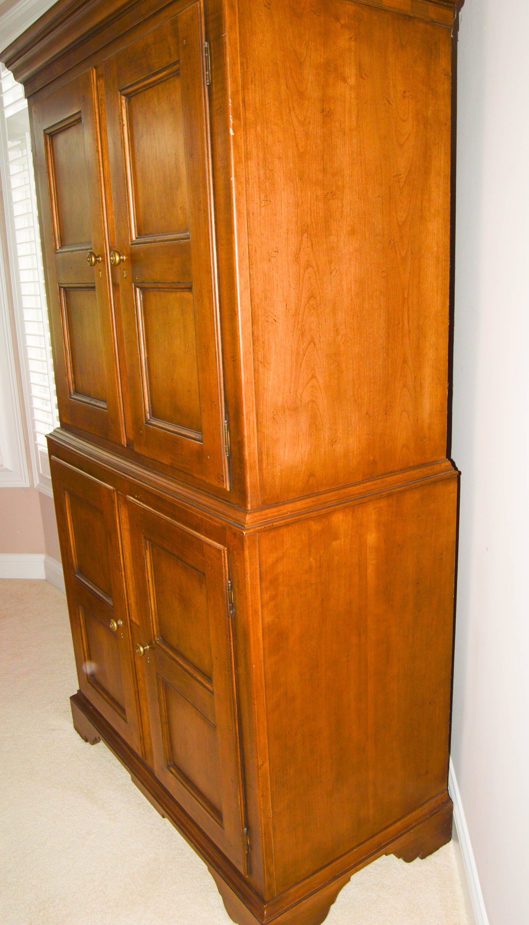 Drexel Heritage Country Collectibles Armoire Entertainment Center EBTH