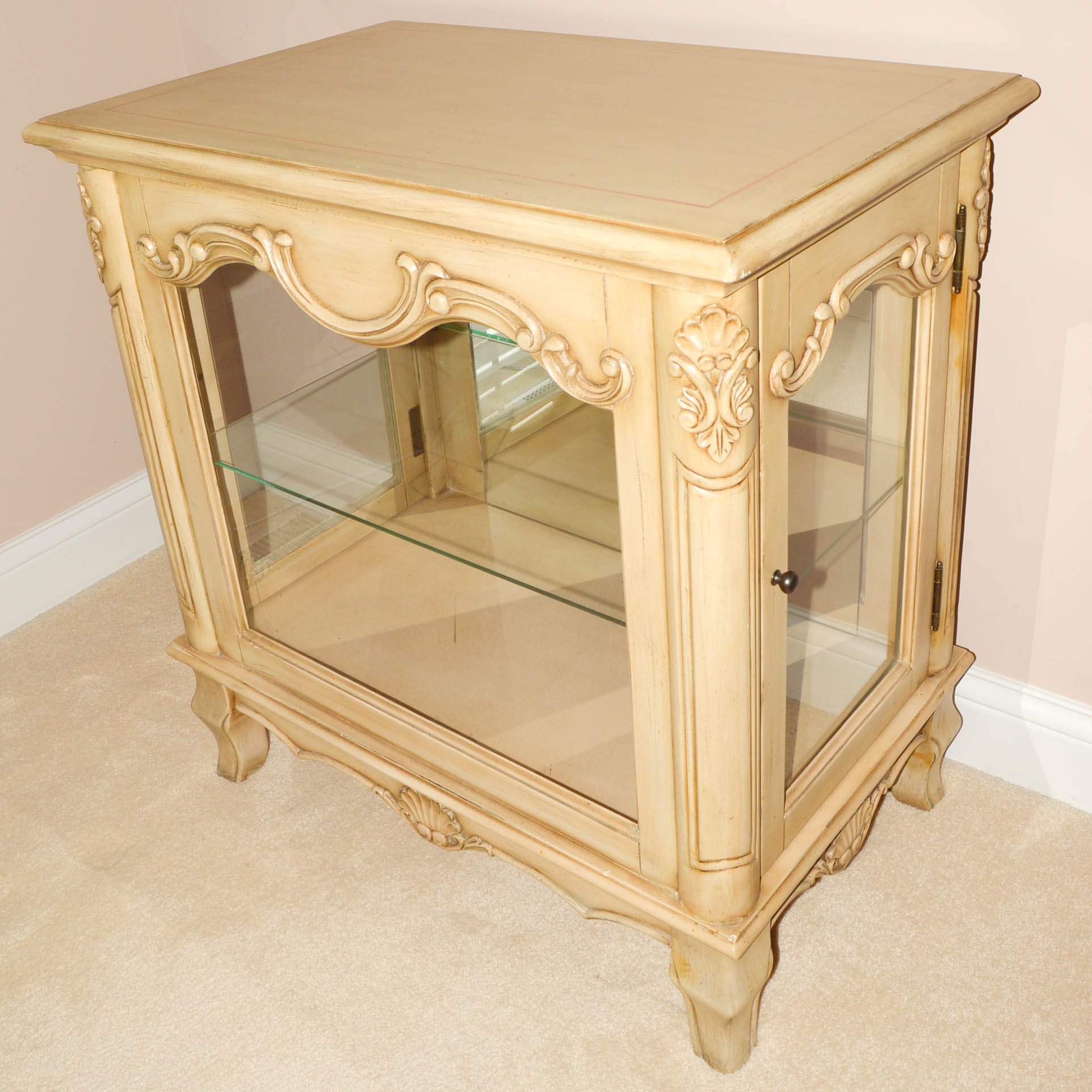 French Provincial Curio End Table EBTH