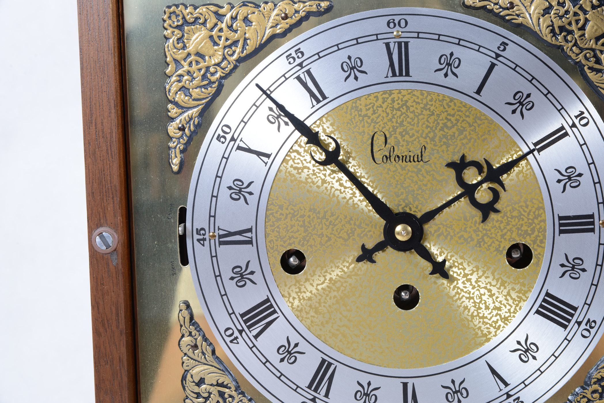 Colonial Mantel Clock EBTH