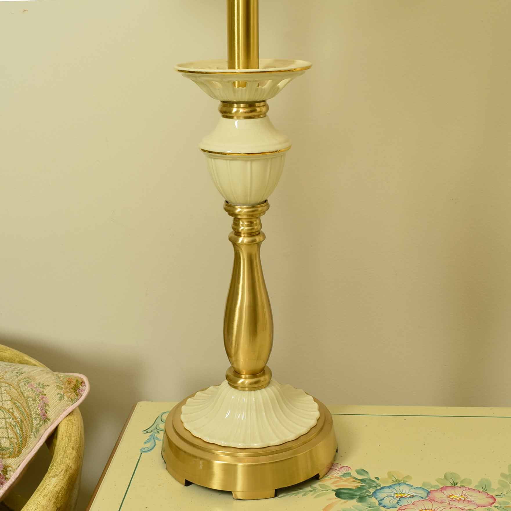 Vintage Lenox by Quoizel Lamp EBTH