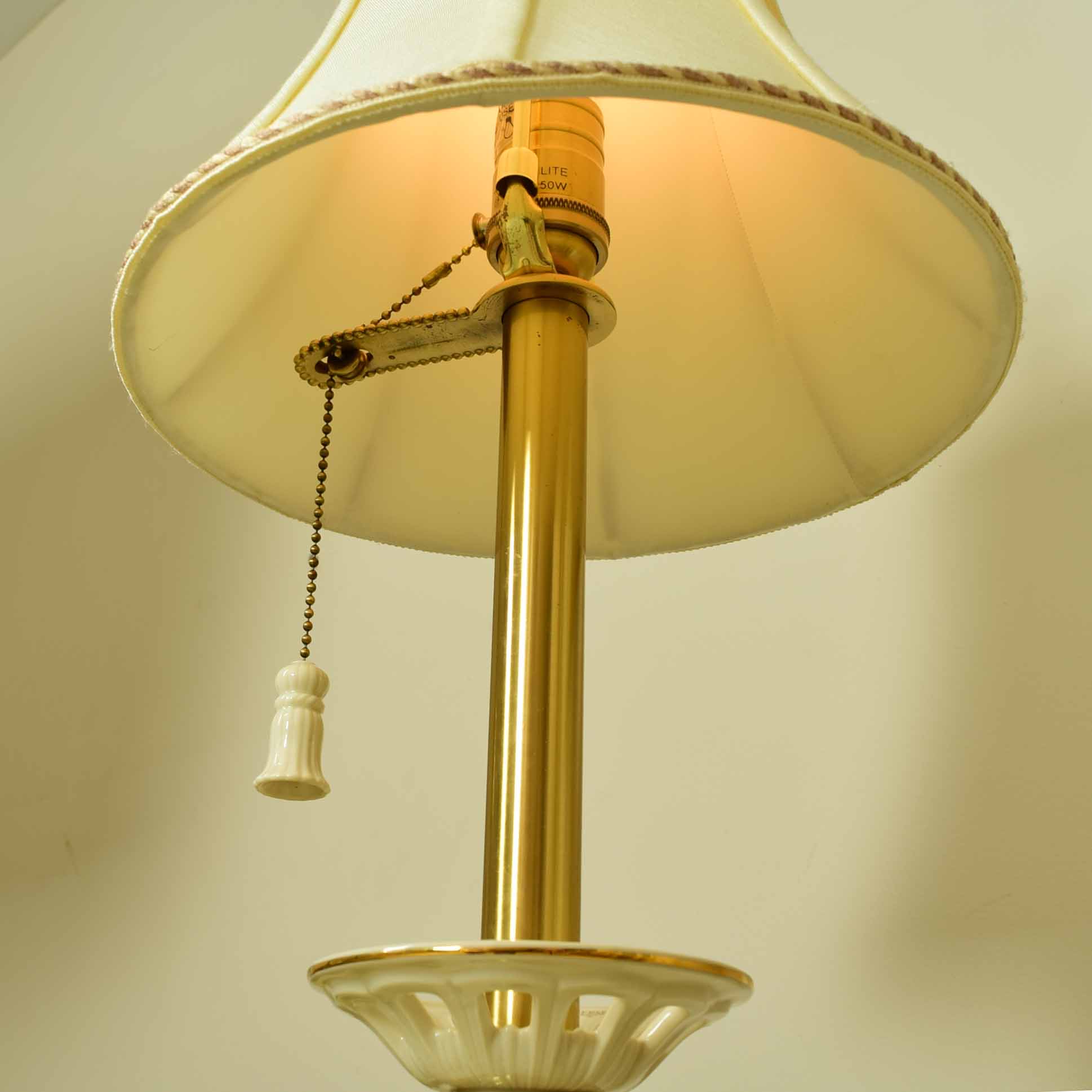 Vintage Lenox by Quoizel Lamp EBTH
