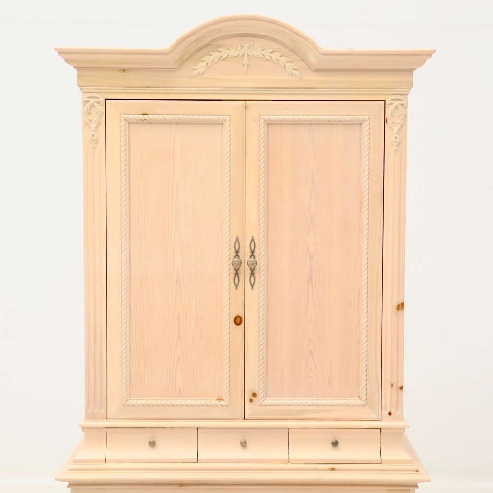 Lynn Hollyn at Home Collection Armoire by Lexington Furniture EBTH