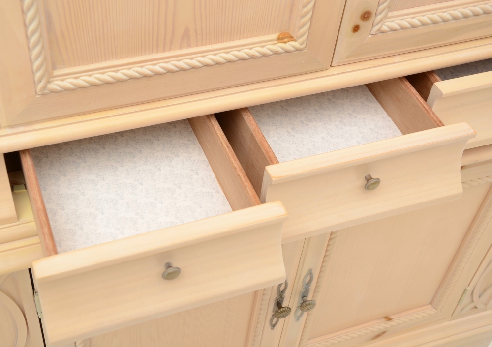 Lynn Hollyn at Home Collection Armoire by Lexington Furniture EBTH