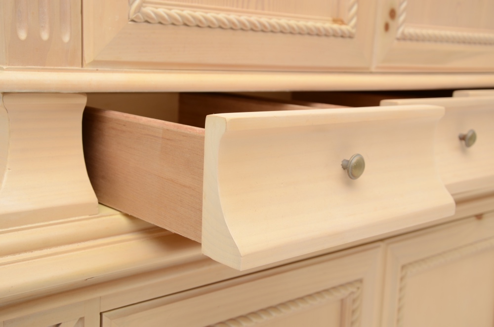 Lynn Hollyn at Home Collection Armoire by Lexington Furniture EBTH