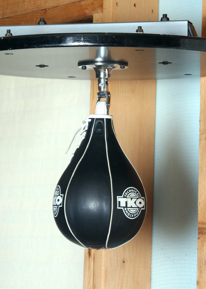 TKO Boxing Heavy Bag Stand, with Adjustable Speedbag Platform, and Boxing Gloves | EBTH