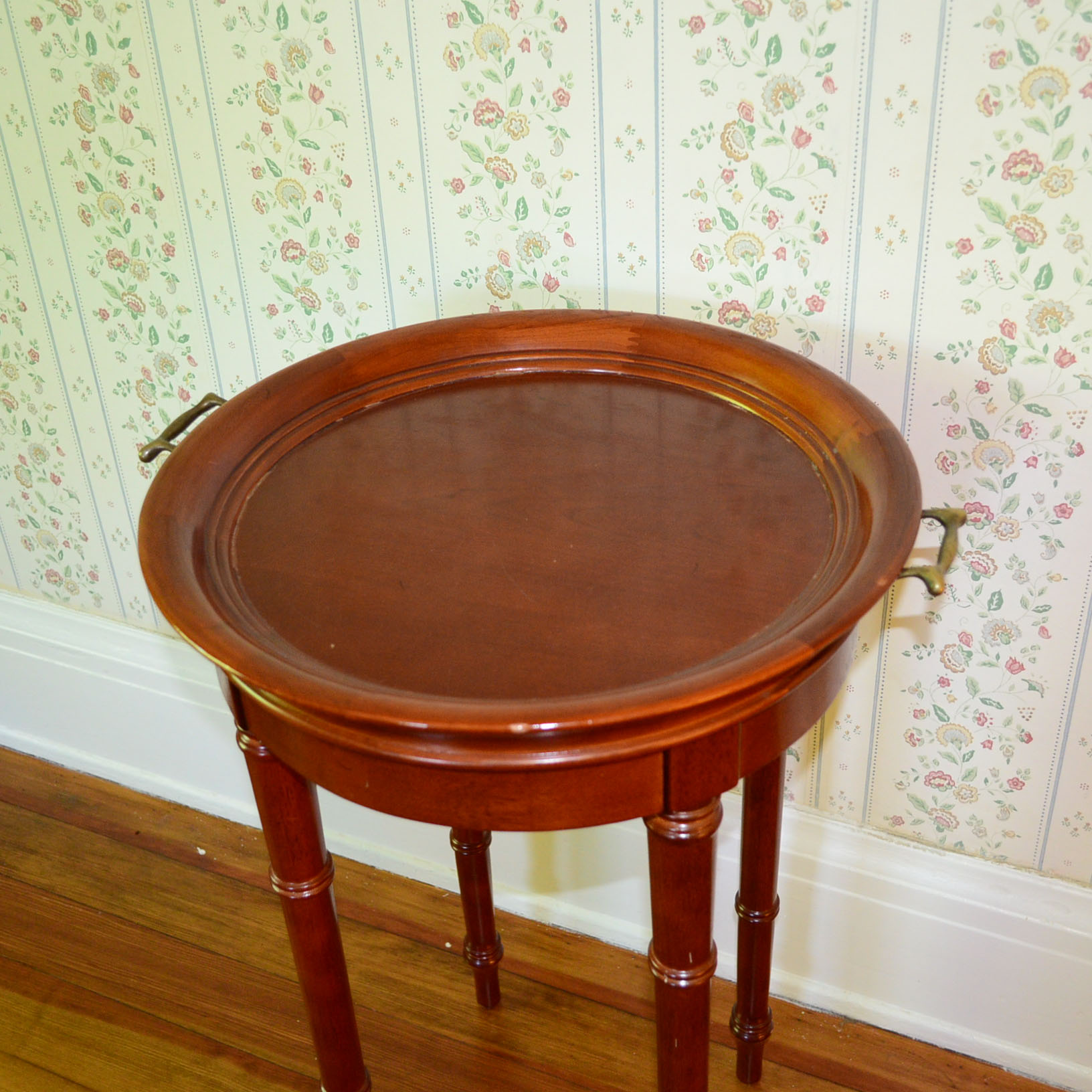 Bombay Company Round Accent Table With Tray Top EBTH