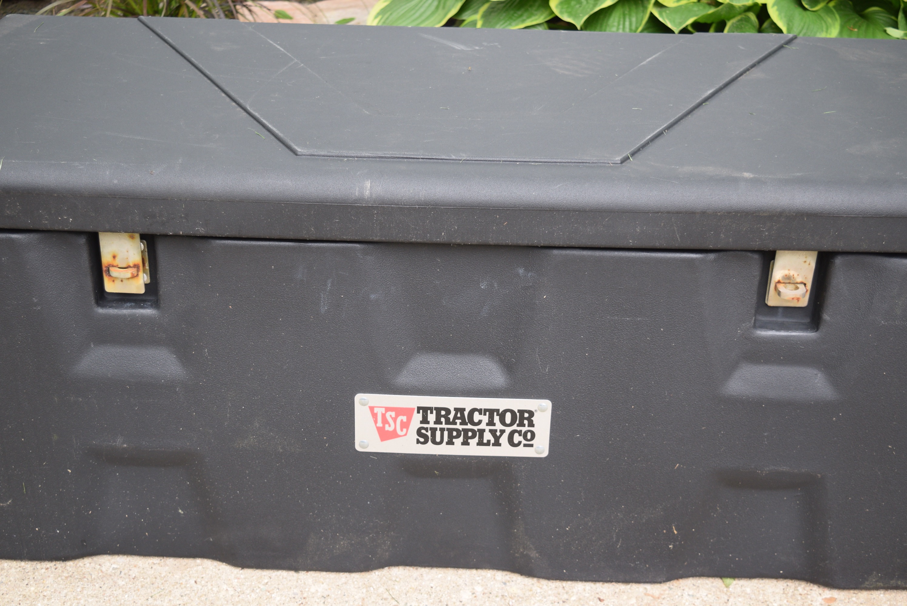 Tractor Supply Co. HeavyDuty Utility Storage Box EBTH