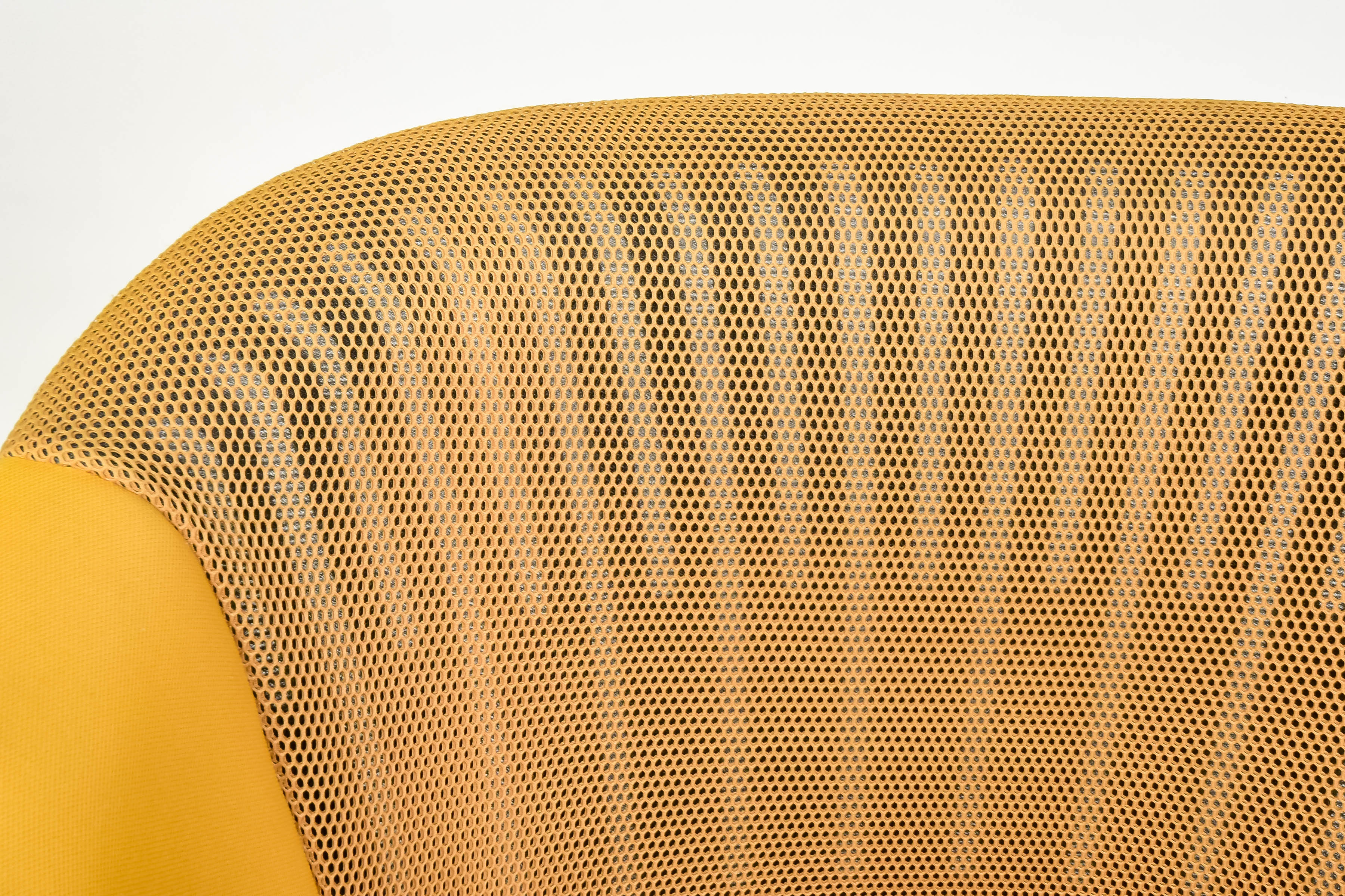 Canary Yellow Steelcase i2i Ergonomic Chair EBTH