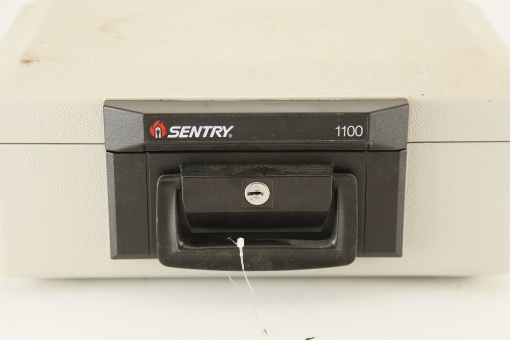 Sentry Lock Box EBTH