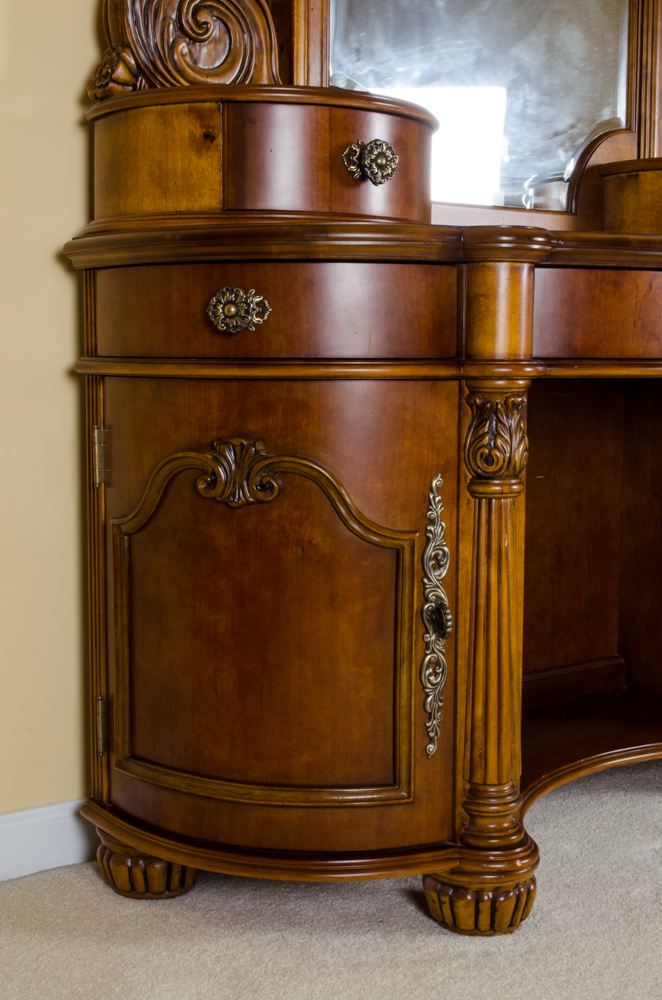 Pulaski Furniture Edwardian Vanity with Mirror EBTH
