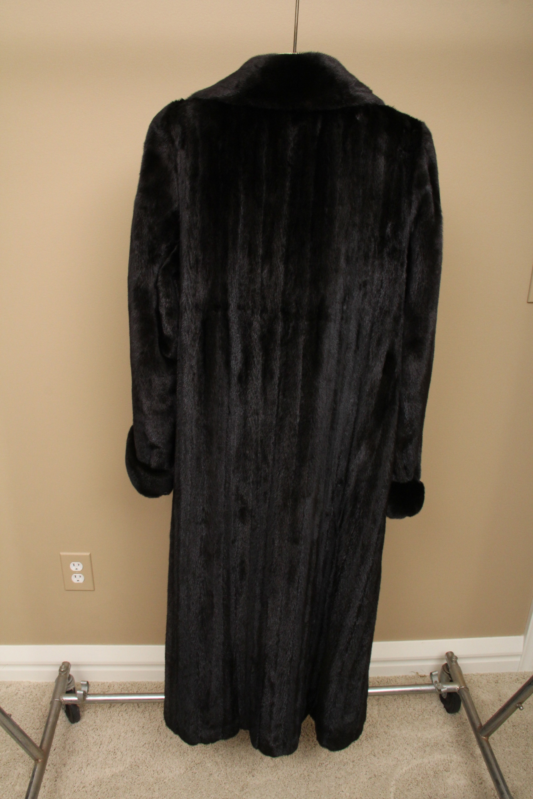 Blackglama Ranch Mink Coat EBTH