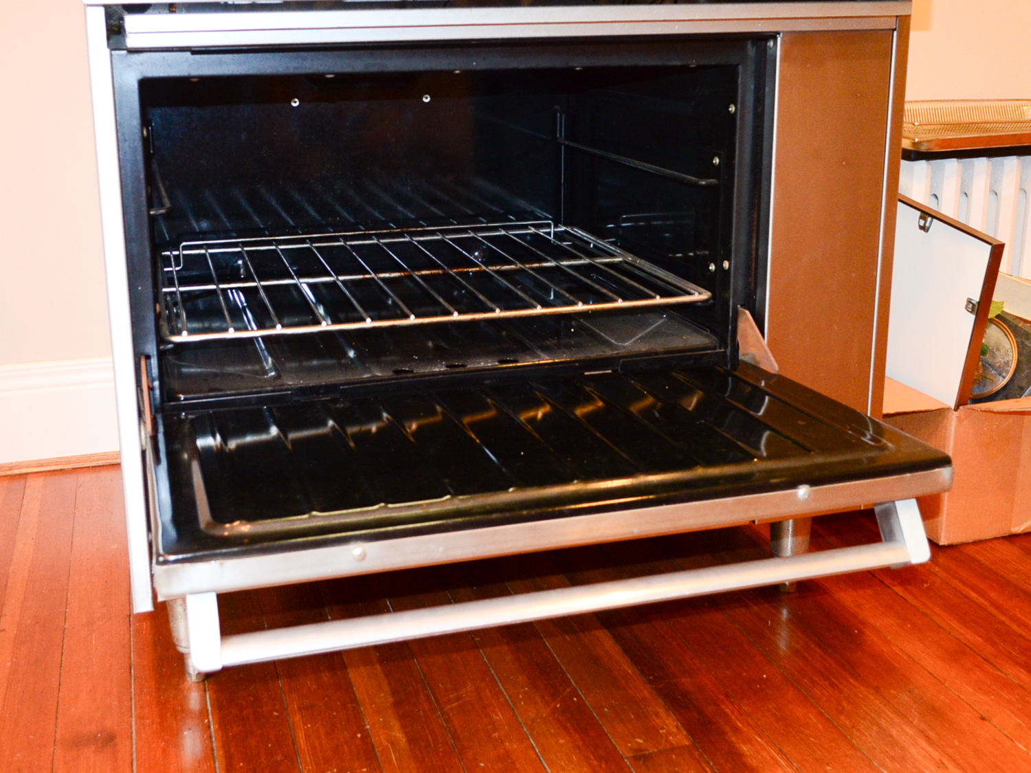 Sunfire Gas Commercial Range & Stove EBTH