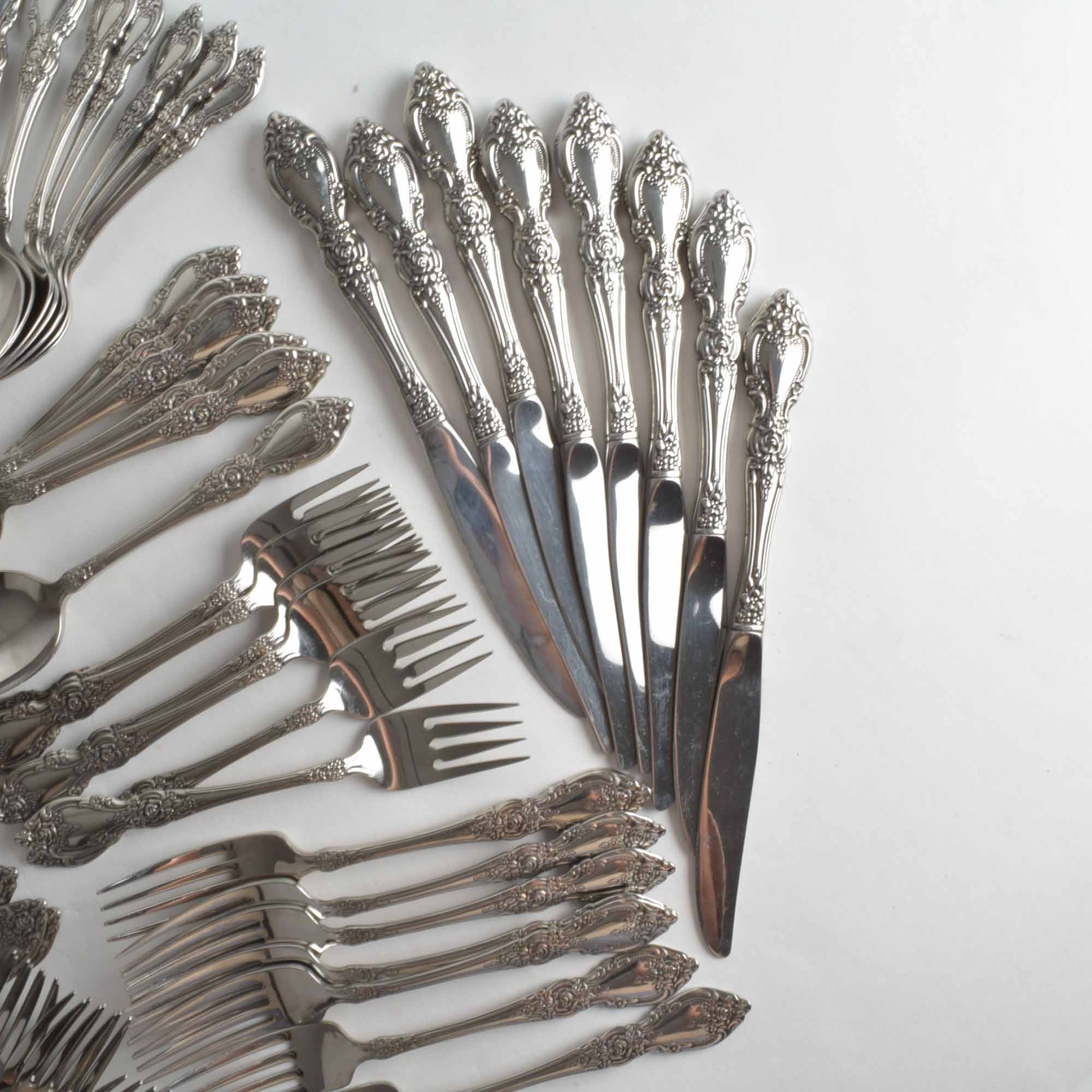 Set of Oneida "Louisiana" Stainless Flatware EBTH