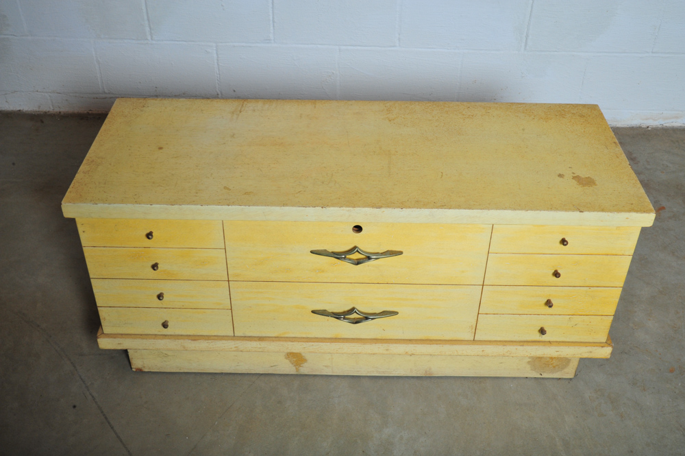 Mid Century Lane Cedar Chest EBTH