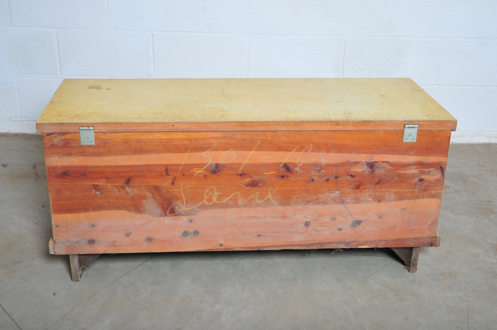 Mid Century Lane Cedar Chest EBTH