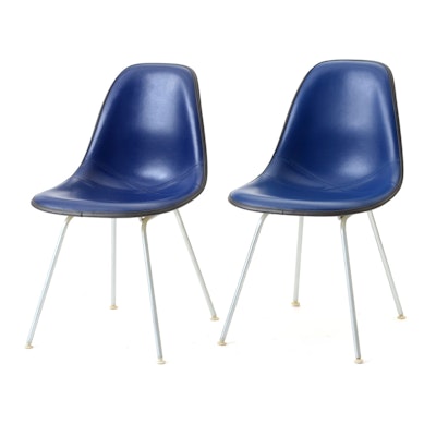 Pair of Ray and Charles Eames Shell Chairs for Herman Miller
