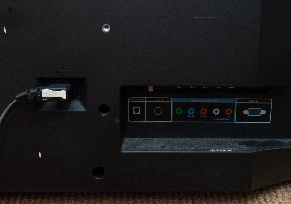 Vizio 39" Tesla Television EBTH