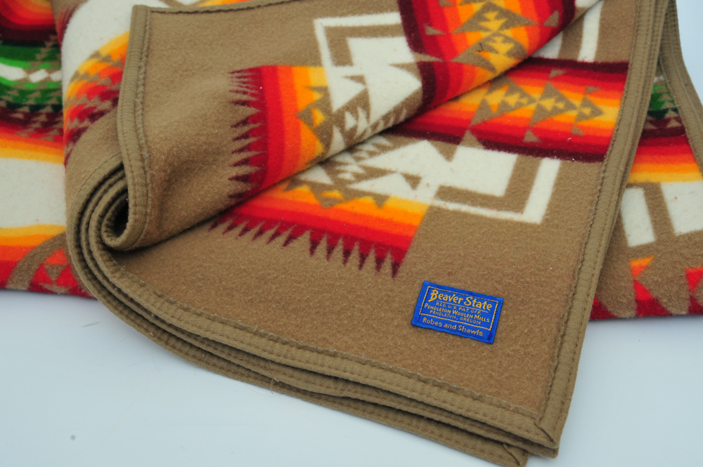 Pendleton Beaver State Robes and Shaws Wool Blanket EBTH