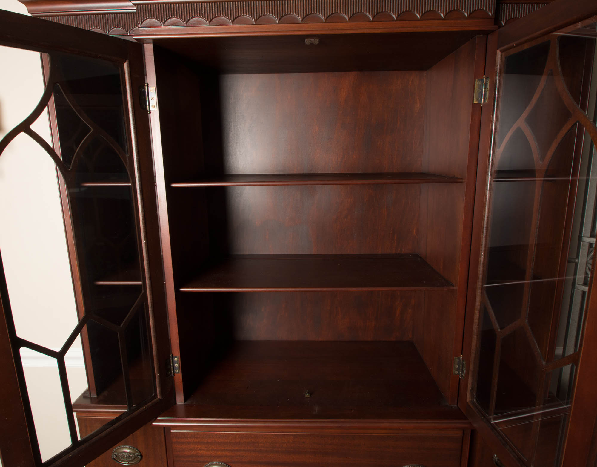 Mahogany Antique China Cabinet | EBTH