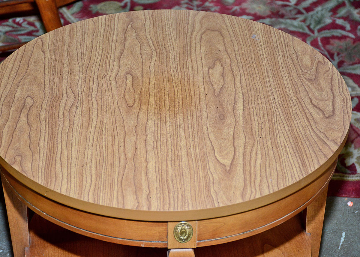 Small Round TwoTiered Accent Table by Lane EBTH
