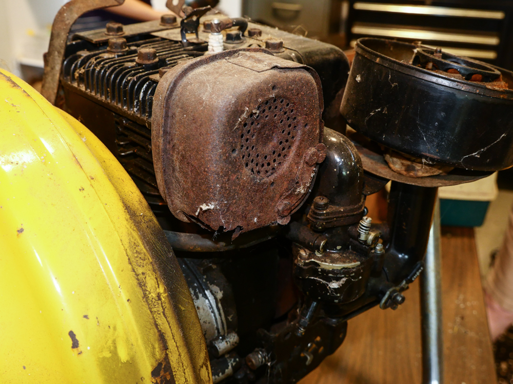 McCulloch MiteeLite Portable Generator EBTH