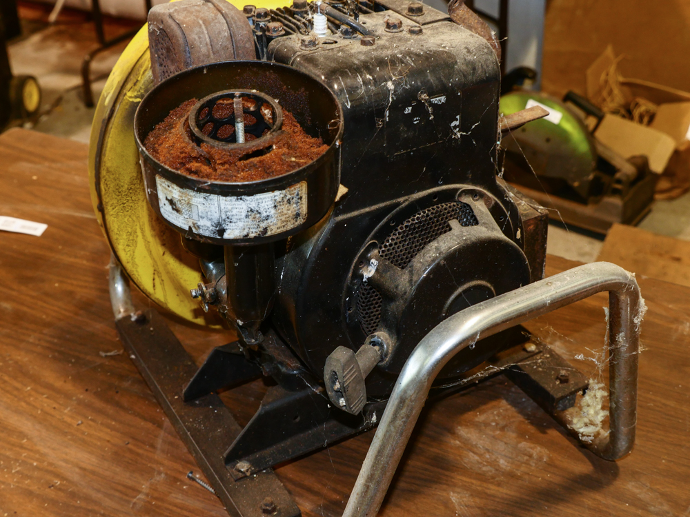 McCulloch MiteeLite Portable Generator EBTH