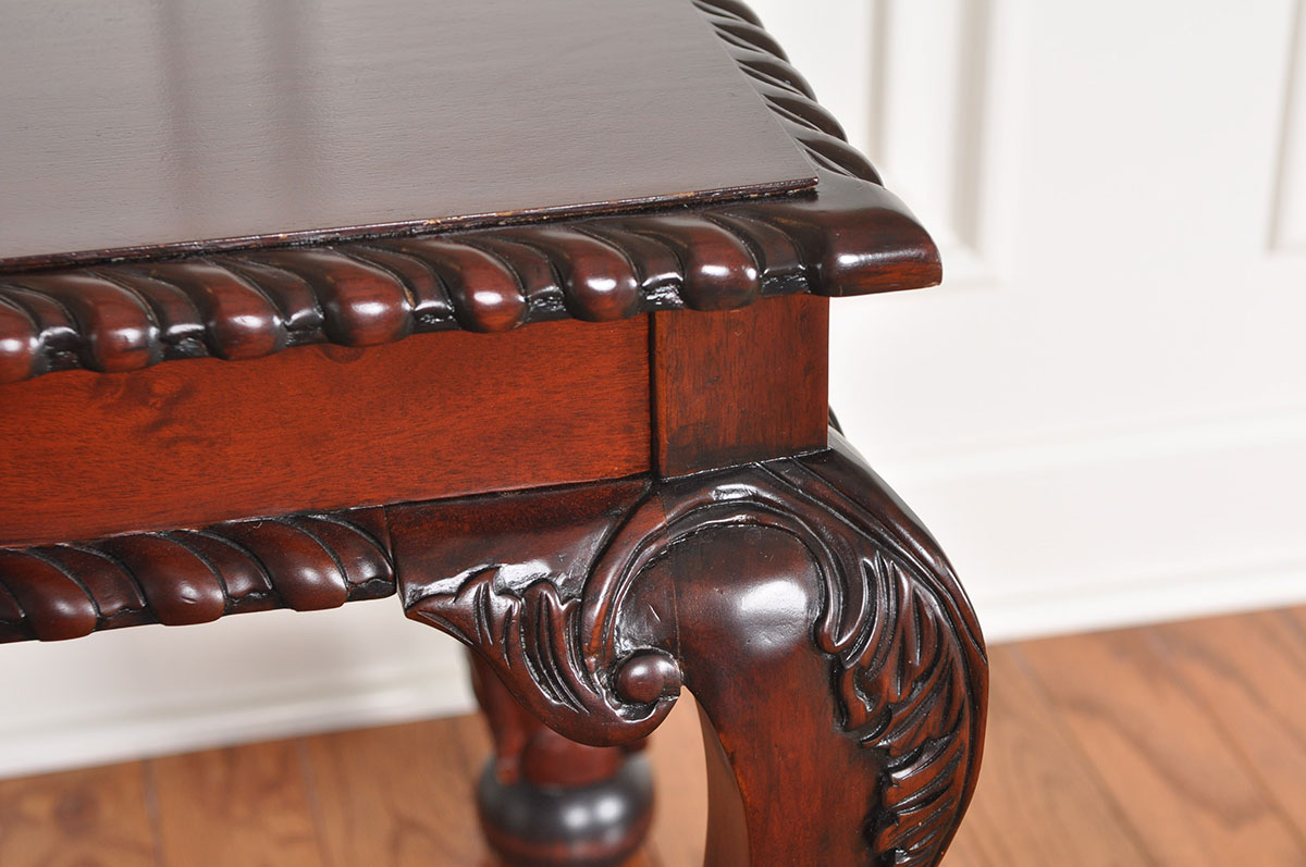 Victorian Style Carved Wood End Table EBTH