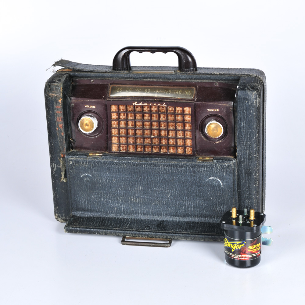 Vintage Admiral 7P33N Portable Tube Radio EBTH