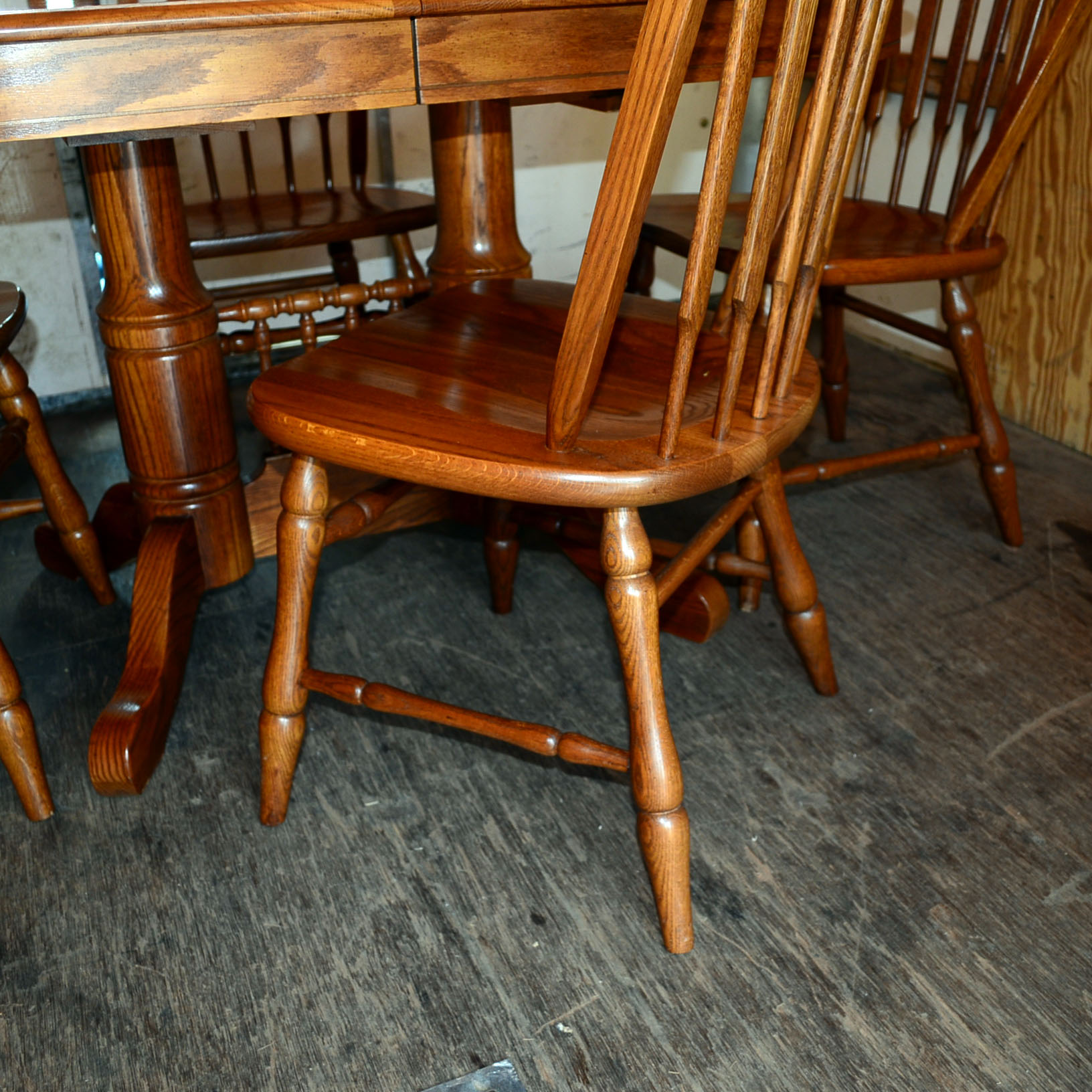 Tell City Oak Dining Table and Dining Chairs EBTH