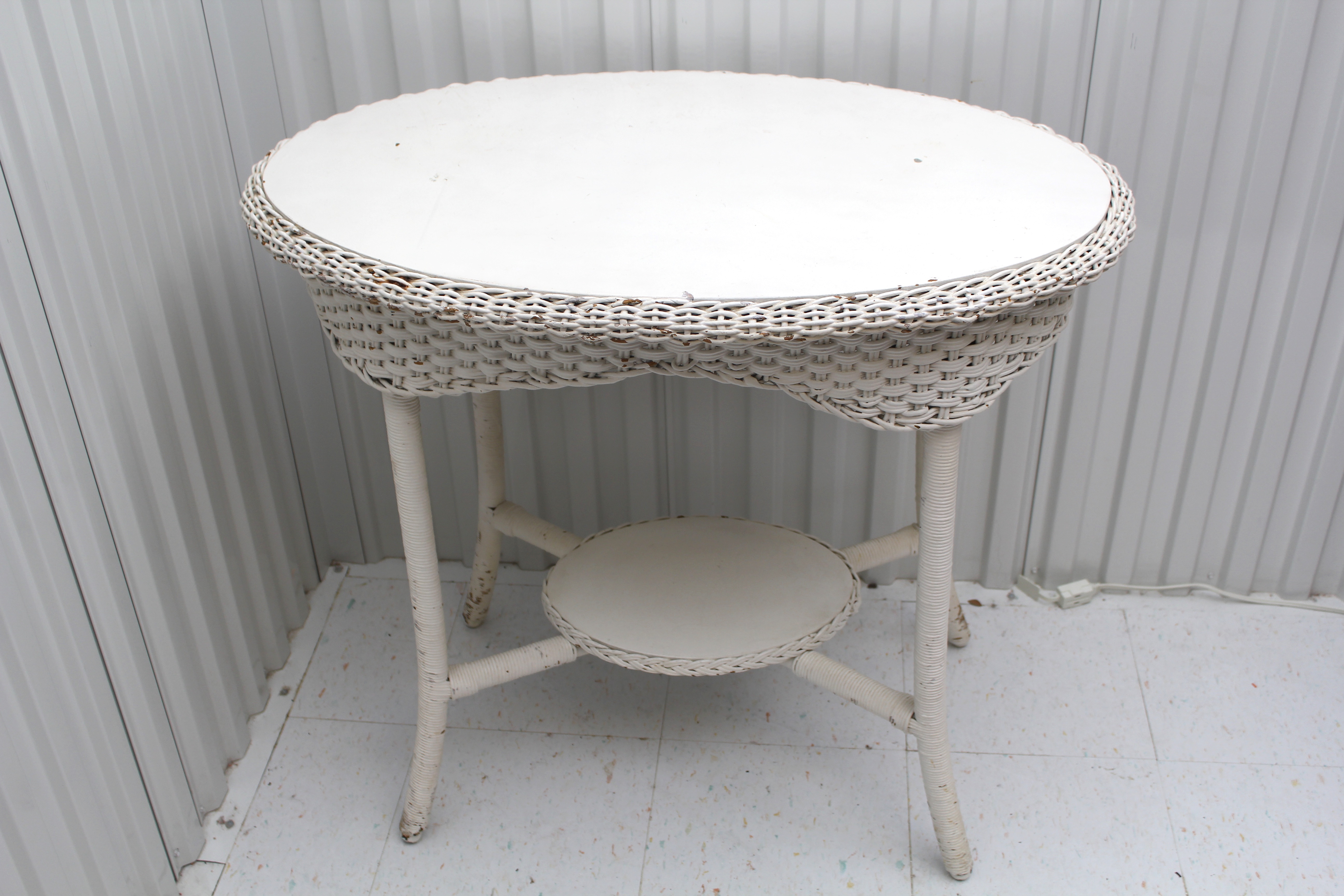 Vintage White Wicker Accent Table Ebth
