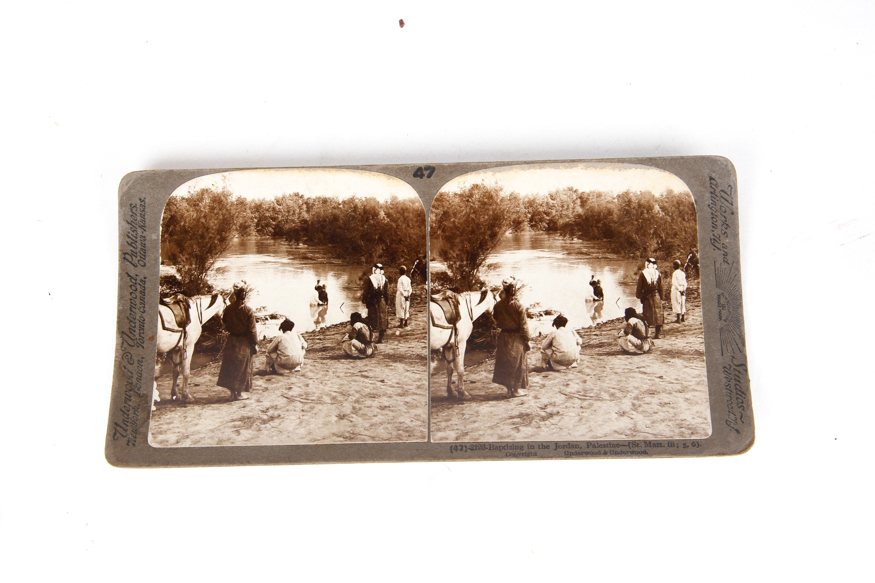 Antique Viewfinder And Picture Cards