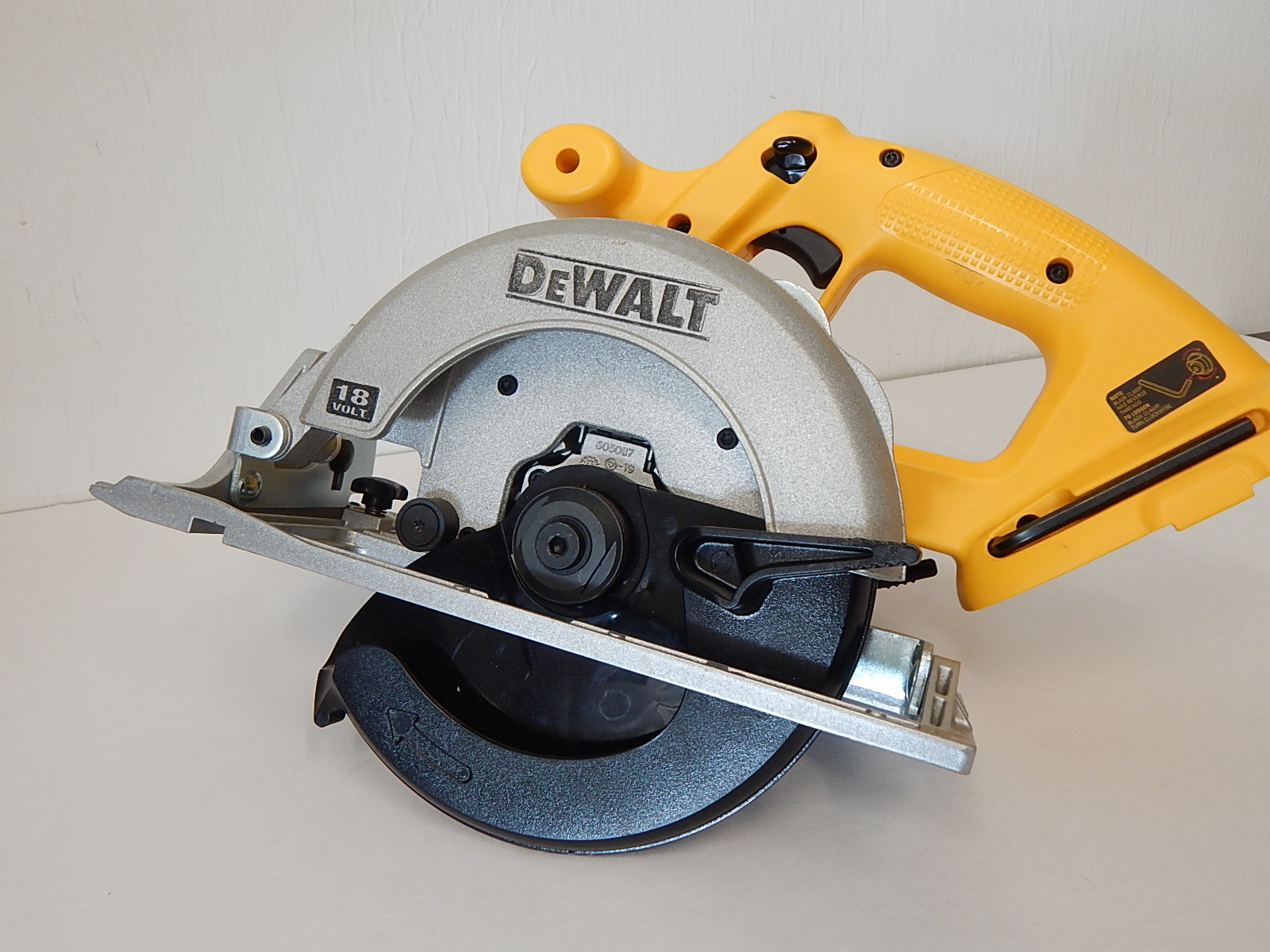 DeWalt DC930 Circular Saw EBTH