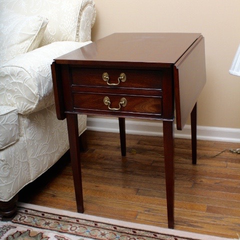 Pair of Mahogany Henkel Harris Drop Leaf End Tables EBTH